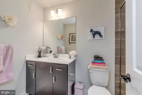 Bath - 305 Margot Ln, Tabernacle, NJ 08088 photo 4 of 6