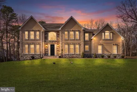 50 Constitution Dr, Southampton, NJ 08088