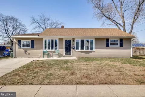 917 Rigg Rd, Burlington, NJ 08016