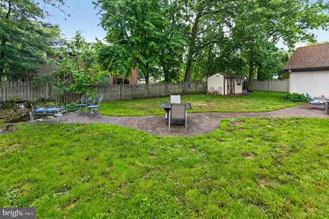 Exterior - 3 Meadowrue Dr, Mount Laurel, NJ 08054 photo 2 of 2
