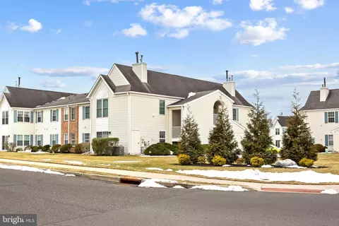 1701 A Steeplebush Ter, Mount Laurel, NJ 08054