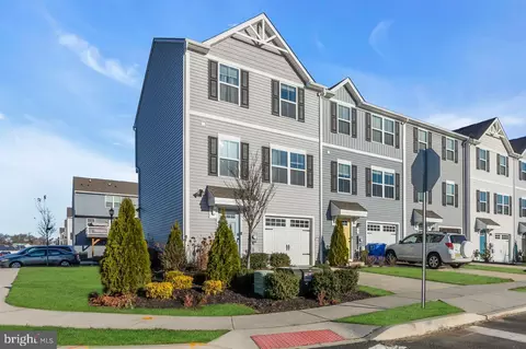 Exterior - 1 L Wendowski St, Beverly, NJ 08010 photo 2 of 10