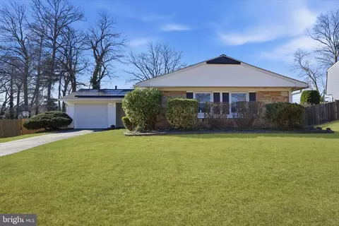 30 Tipton Ln, Willingboro, NJ 08046