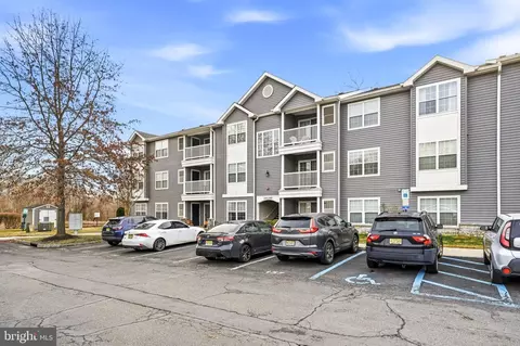 326 Nicholas Dr, Delran, NJ 08075