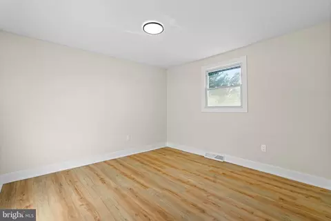 Bedroom - 720 Harrison St, Riverside, NJ 08075 photo 3 of 8