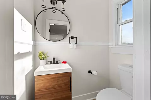 Bath - 720 Harrison St, Riverside, NJ 08075 photo 1 of 3