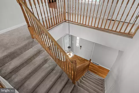 Entry Way - 202 Union St, Bordentown, NJ 08505 photo 2 of 10
