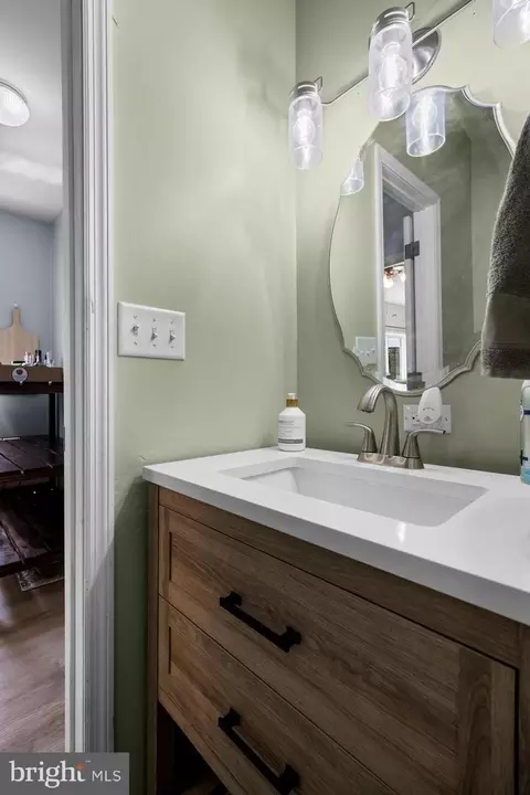 Bath - 202 Union St, Bordentown, NJ 08505 photo 1 of 4