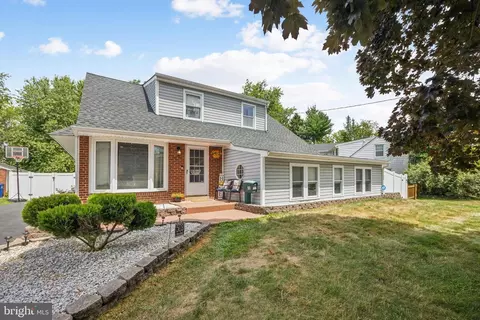503 Devon Rd, Moorestown, NJ 08057
