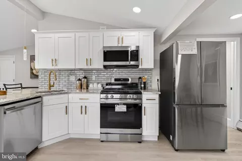 Kitchen - 226 Ruth Ave, Maple Shade, NJ 08052 photo 3 of 3