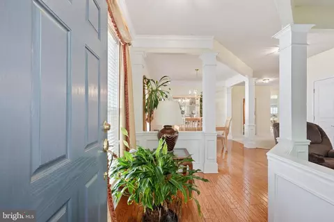 Entry Way - 29 Pennington Ct, Delanco, NJ 08075 photo 1 of 5