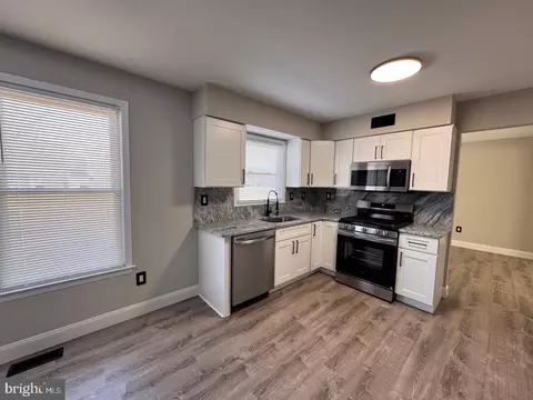Kitchen - 8 Framingham Rd, Beverly, NJ 08010 photo 3 of 6