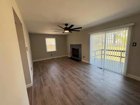 Living - 8 Framingham Rd, Beverly, NJ 08010 photo 1 of 6
