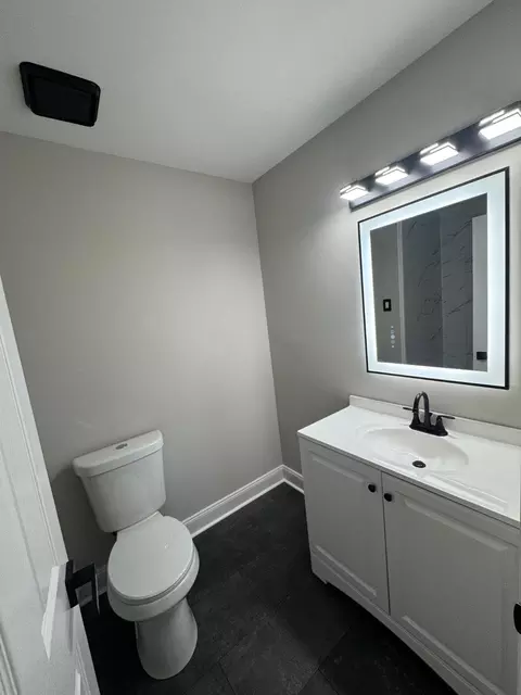 Bath - 8 Framingham Rd, Beverly, NJ 08010 photo 5 of 7