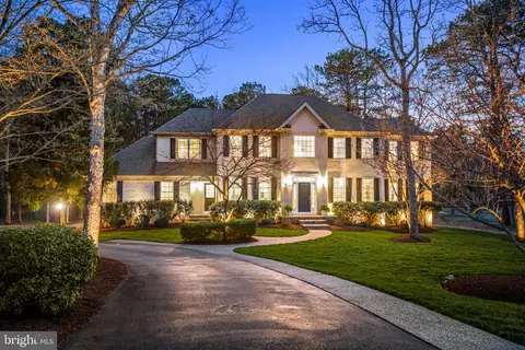 15 Somerton Sq, Medford, NJ 08055