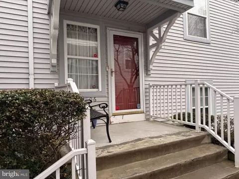 806 Sweetwater Dr, Cinnaminson, NJ 08077