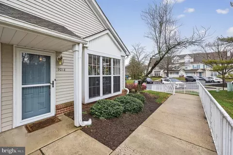901 A Oliphant Ln, Mount Laurel, NJ 08054
