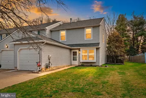 10 N Hill Dr, Westampton, NJ 08060