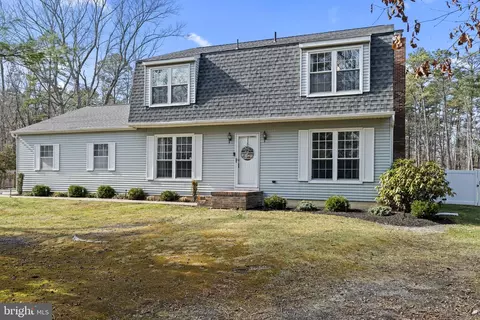 7 Mallard Dr, Tabernacle, NJ 08088