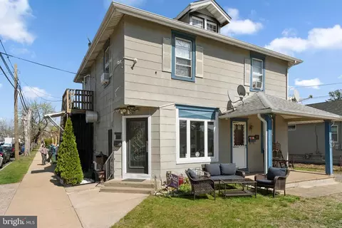 201 Rancocas Ave, Riverside, NJ 08075