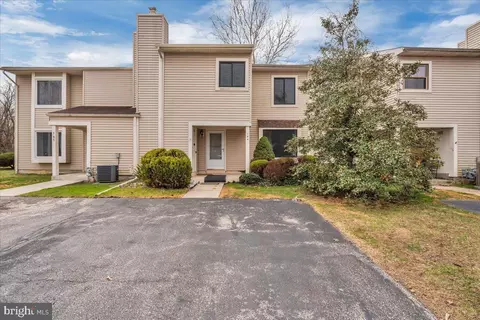 144 Briar Ct, Marlton, NJ 08053