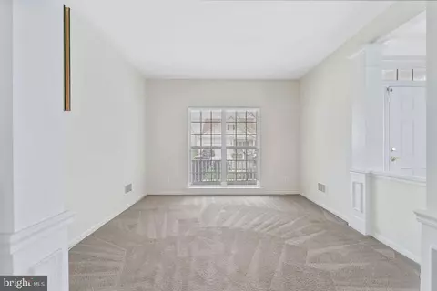 Living - 12 Pennington Ct, Delanco, NJ 08075 photo 1 of 4