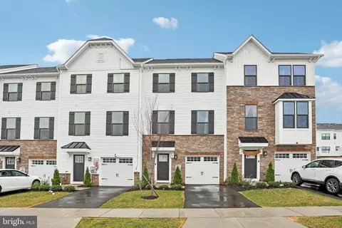 47 Rosemary Way, Mount Laurel, NJ 08054