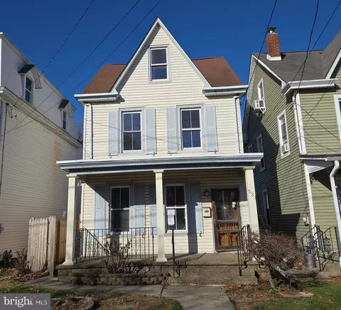 531 Broad St, Beverly, NJ 08010