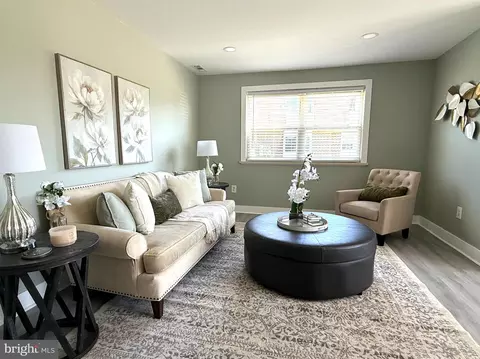 38 3 Florence Tollgate Pl, Burlington, NJ 08016