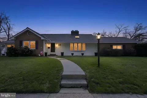 506 Arch St, Delran, NJ 08075