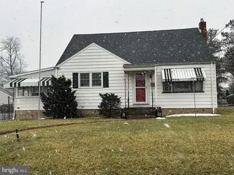 28 Pancoast Blvd, Delran, NJ 08075