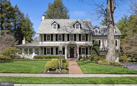 201 E Oak Ave, Moorestown, NJ 08057