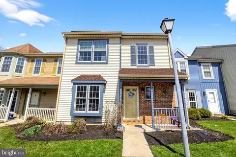 151 Crown Prince Dr, Marlton, NJ 08053
