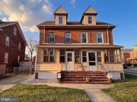 19 4th Ave, Roebling, NJ 08554