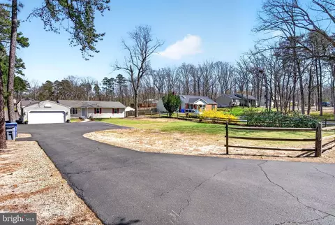 Exterior - 66 Summit Dr, Tabernacle, NJ 08088 photo 2 of 15