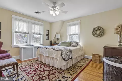 Bedroom - 429 E 2nd St, Moorestown, NJ 08057 photo 4 of 5