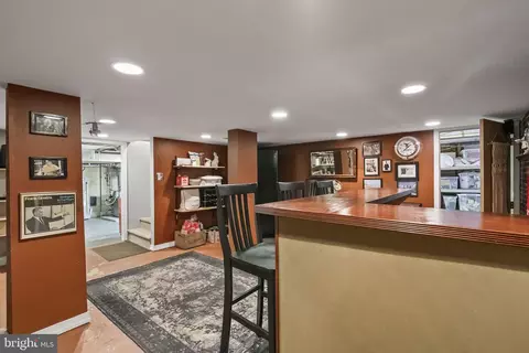 Entry Way - 429 E 2nd St, Moorestown, NJ 08057 photo 10 of 11