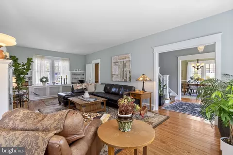 Living - 429 E 2nd St, Moorestown, NJ 08057 photo 1 of 5