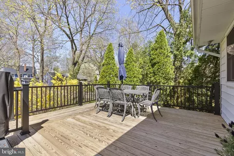 Exterior - 429 E 2nd St, Moorestown, NJ 08057 photo 13 of 14