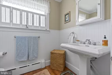 Bath - 429 E 2nd St, Moorestown, NJ 08057 photo 2 of 4