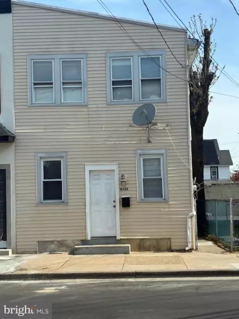 433 Bridgeboro St, Riverside, NJ 08075