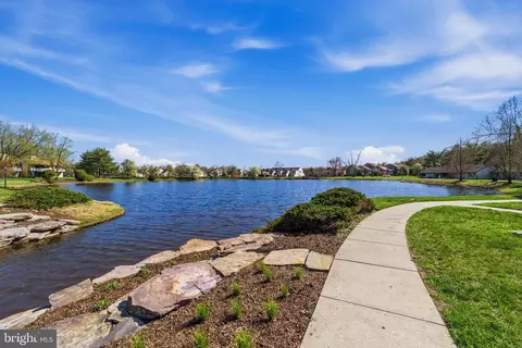 3 E B E Daisy Ln #B, Mount Laurel, NJ 08054