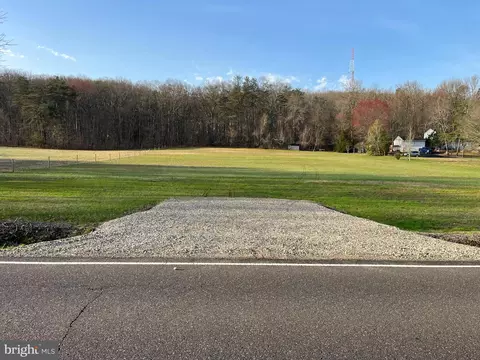 184 Juliustown Rd, Columbus, NJ 08022