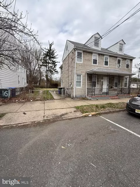 22 E Federal St, Burlington, NJ 08016