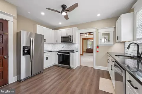 Entry Way - 323 Maple Ave, Delanco, NJ 08075 photo 3 of 3