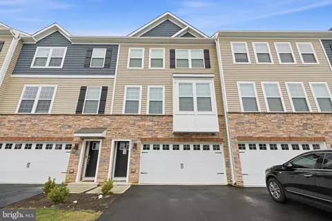 433 Monte Farm Rd, Mount Laurel, NJ 08054