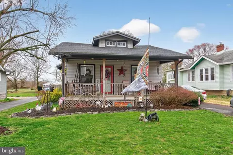 27 Arneys Mount Rd, Pemberton, NJ 08068