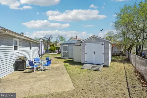 Exterior - 600 Bem St, Riverside, NJ 08075 photo 3 of 5