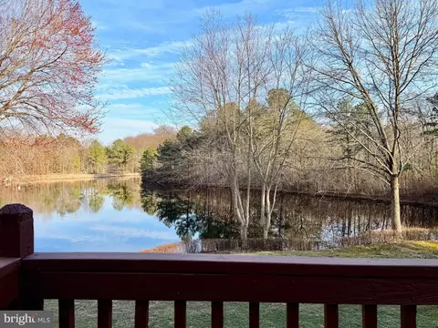 100 Woodlake Dr, Marlton, NJ 08053