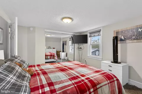 Bedroom - 109 E Mill Rd, Maple Shade, NJ 08052 photo 2 of 3